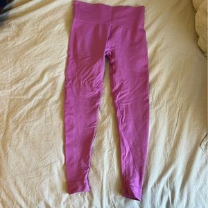 Set active x revolve pink leggings